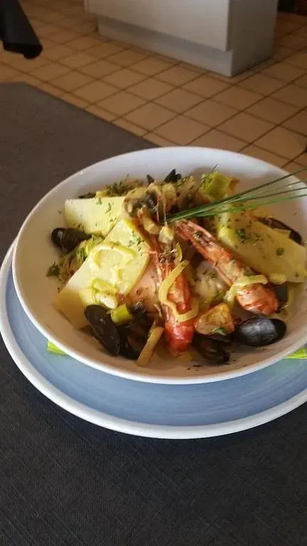 Della Spiaggia restaurant (9)