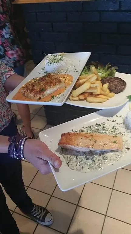 Della Spiaggia restaurant (10)