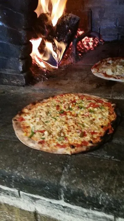 Della Spiaggia restaurant (14)